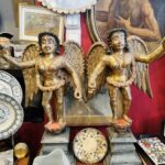 ΕΝΑ ΖΕΥΓΟΣ ΝΟΤΙΟΙΝΔΙΚΕΣ ΣΚΑΛΙΣΜΕΝΕΣ ΚΑΙ ΖΩΓΡΑΦΙΚΕΣ Φιγούρες ΓΥΝΑΙΚΩΝ ΘΕΟΤΗΤΩΝ,